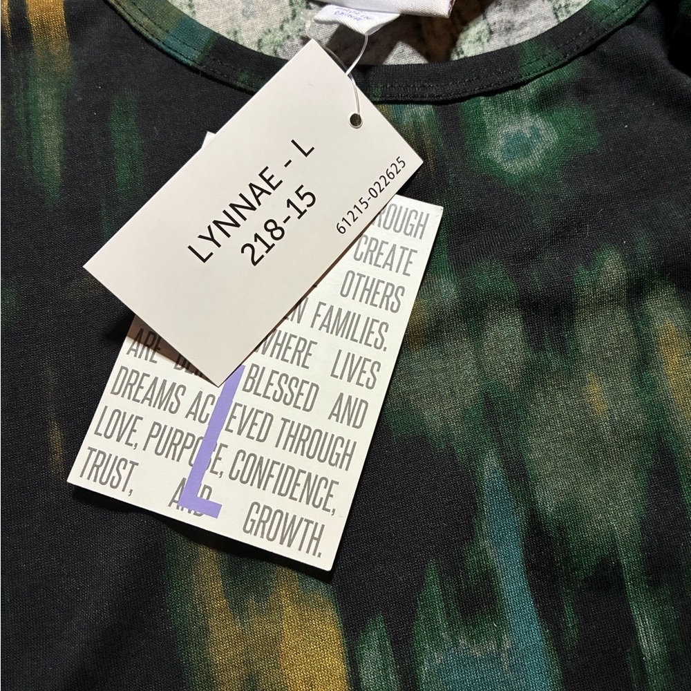 LuLaRoe Women's Long Sleeve Top in Green, Yellow, Black Abstract Print - Picture 3 of 3
